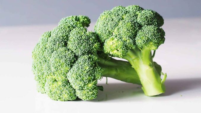 پس زمینه کلم بروکلی