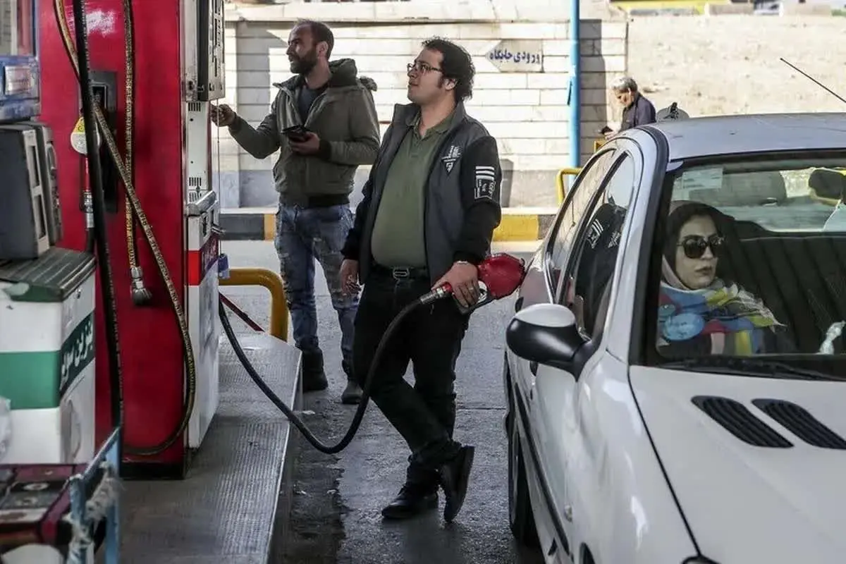 زمان شارژ سهمیه بنزین مرداد اعلام شد