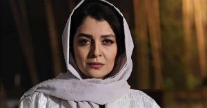 نگاهی به مانتو شِنِلی ساره بیات بازیگر ایرانی +عکس/ خانم بازیگر چه استایلی زده