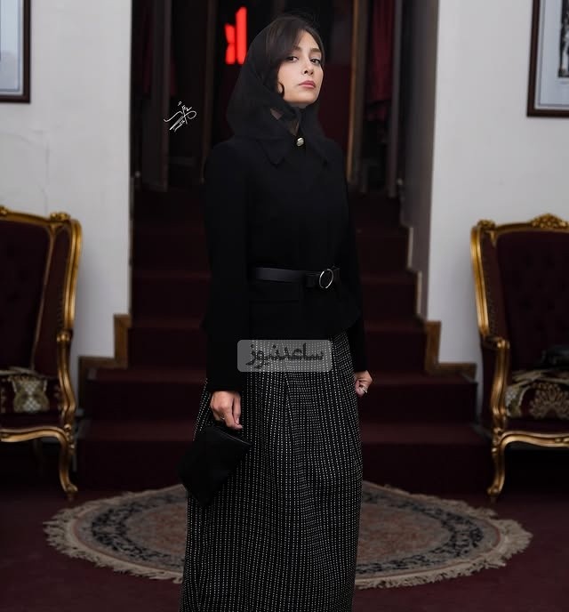 دیبا زاهدی